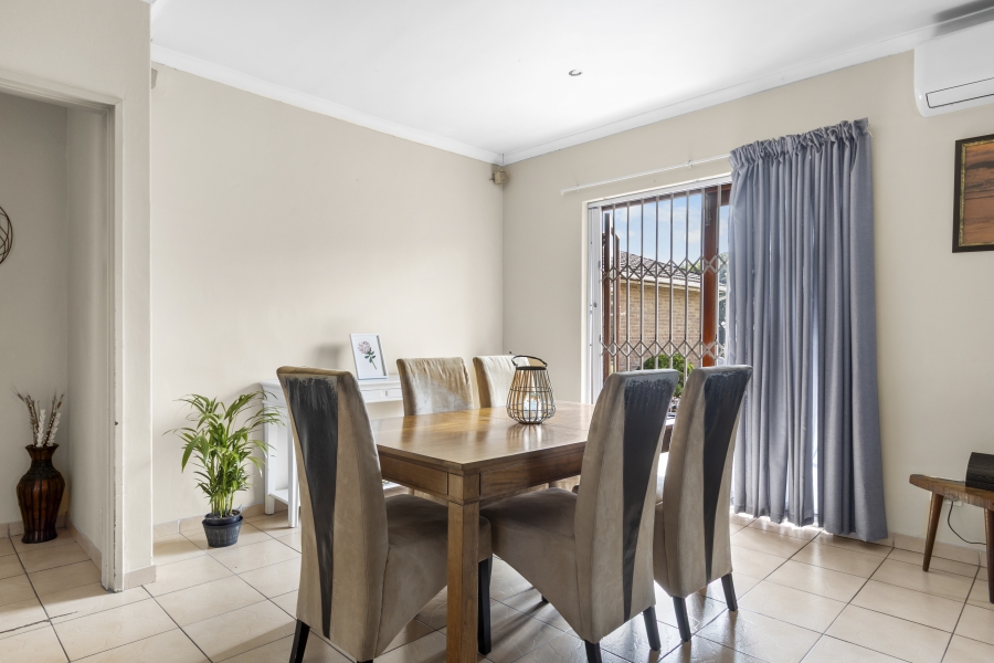 3 Bedroom Property for Sale in Wellway Park East Western Cape